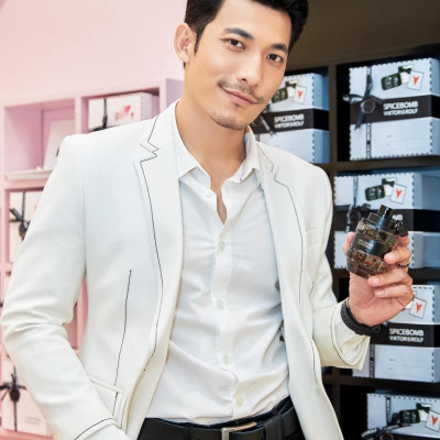 Nước Hoa Nam Viktor & Rolf Spicebomb 90ml