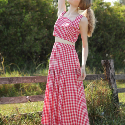 Set áo váy caro đỏ NGADO