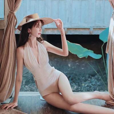 Bộ đồ bơi bikini liền thân nữ sexy quyến rũ kèm váy choàng - B44