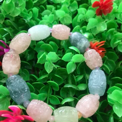 Vòng tay đá Lu Beryl đa sắc màu tự nhiên  Size vòng 12mm   Chất liệu đá tự nhiên màu hồng xanh tươi Nữ tất cả các mệnh ạ