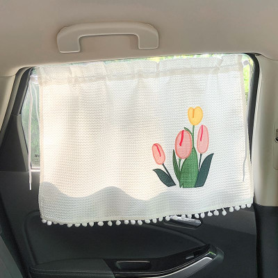 Rèm Vải Che Nắng Giác Hút Gắn Cửa Sổ Xe Ô Tô | Rèm Vải Gắn Cửa Sổ Xe Ô Tô Giác Hút Sử Dụng Chất Liệu Dày Dặn Chắn Tia UV, Giúp Giảm Nhiệt Độ Bên Trong Xe