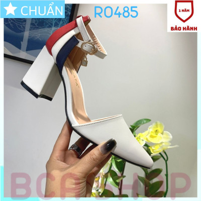 Giày cao gót nữ bít mũi 6 phân RO485 ROSATA thân sau phối 3 màu lạ mắt và sành điệu, quai sau cài ôm cổ chân - màu trắng