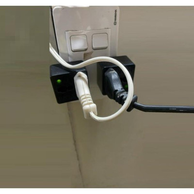 Phích Cắm Điện LIOA Chuyển Từ 3 Chân Sang 2 Chân, Ổ Cắm Chuyển Đổi Đa Năng An Toàn, Nhỏ Gọn, Tiện Dụng Trong Gia Đình. TakyHome 8613