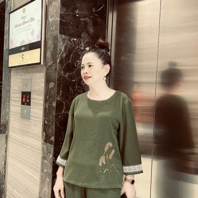 [BST Mới] Bộ đũi mặc nhà trung niên áo tay lỡ, quần dài  Vicci DTL02 vải đũi chun phối họa tiết thêu sang trọng