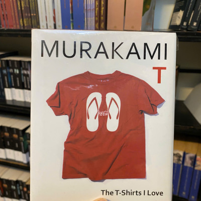 Sách - The T-Shirts I Love by Haruki Murakami | Japanese Literature /  Essays /  Memoir / Biography in English / Ngoại văn Nhập khẩu