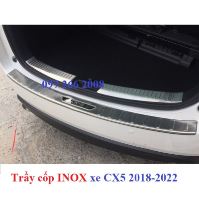 Ốp chống trầy cốp trong, ngoài xe Mazda CX5, CX-5 2018- 2019 2020 2021 2022, chất liệu Inox