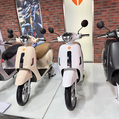 Xe Máy Điện Yadea Orla