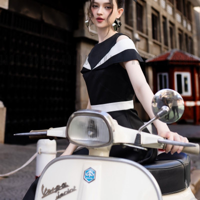 Đầm đen tay con phối trắng NGADO