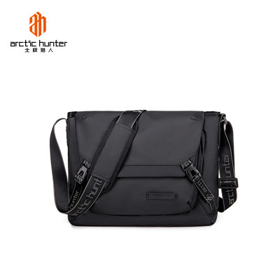 Túi đeo chéo, đeo hông Arctic Hunter chất liệu Oxford chống thấm nước - K00528