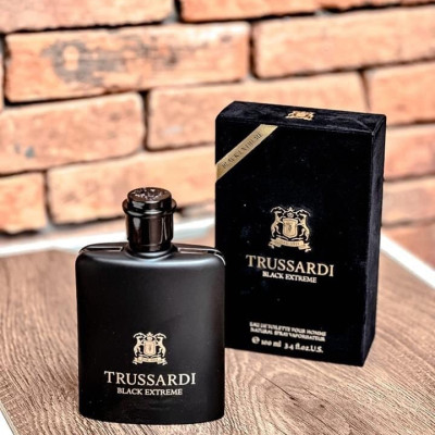 Nước Hoa Nam Trussardi Black Extreme Pour Homme - Eau De Toilette (100ml)