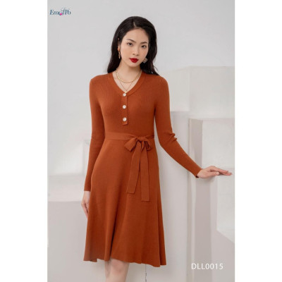 Đầm len cổ tim dáng xòe có đai Emspo DLL0015