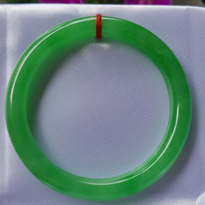 Vòng tay nữ đá cẩm thạch tự nhiên Ngọc Lý Đẹp 54mm x cọng 8mm Màu Xanh Lý tươi sáng bóng mượt đẹp Nữ 53kg - 60kg đeo Vòng hợp nữ mệnh Mộc mệnh Hỏa mệnh Thủy ạ