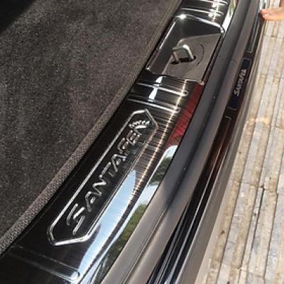 BỘ SẢN PHẨM Nẹp bước chân và ốp chống trầy cốp Hyundai Santafe 2019  - Mẫu Titan