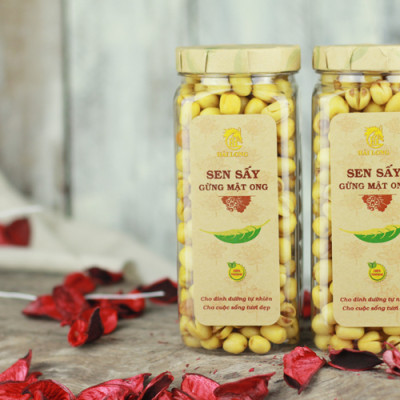 Combo Sen Sấy Gừng Mật Ong Hải Long (230g) + Mứt Gừng Nướng Mật Ong Hải Long (120g)